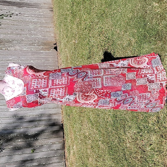 Ash & Sara | Reversible Floral and Paisley Print Flowy Chiffon Dress - Picture 2 of 11